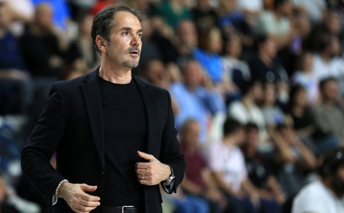 Kar��yaka Ba�antren�r� Ahmet �ak�, Manisa Basket ma�lubiyetini de�erlendirdi