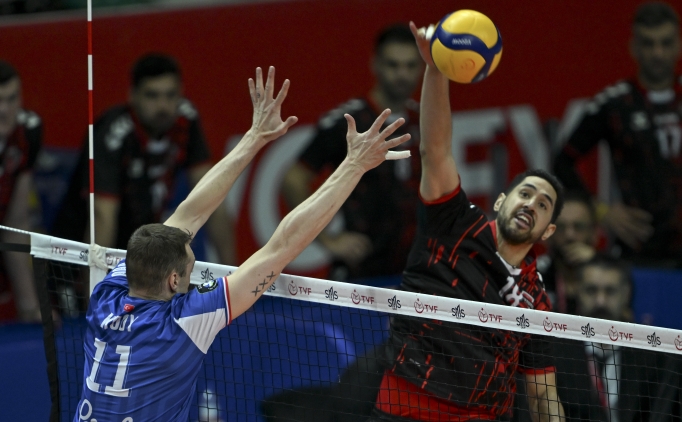 Spor Toto, seriyi kazanarak Efeler Ligi'ni 7. tamamlad�