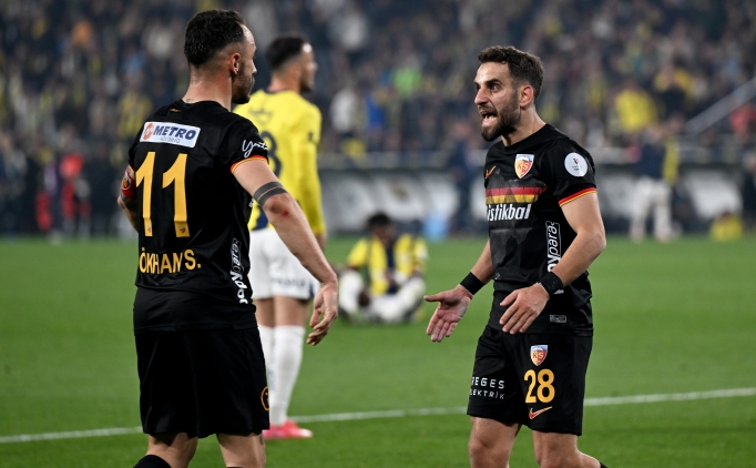 Kayserispor'da gecenin y�ld�z�: G�khan Sazda��!