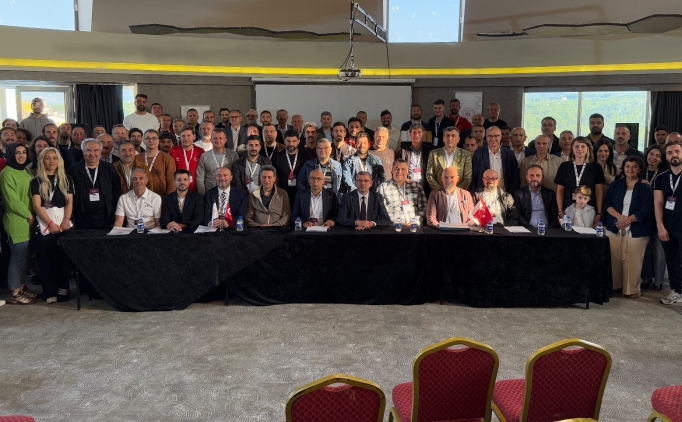 Kaykay�n gelece�i Yalova'daki �al��tayda konu�uldu