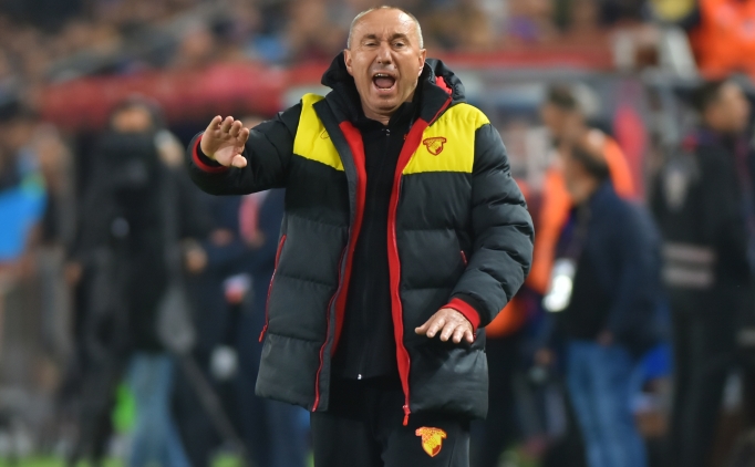 Stanimir Stoilov: 'Umar�m kupay� Trabzonspor al�r'