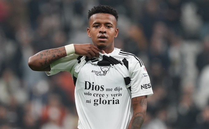 Keny Arroyo'dan transfer iddialar�na yalanlama!