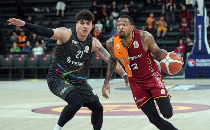 Alia�a Petkimspor'da Galatasaray galibiyeti sevinci