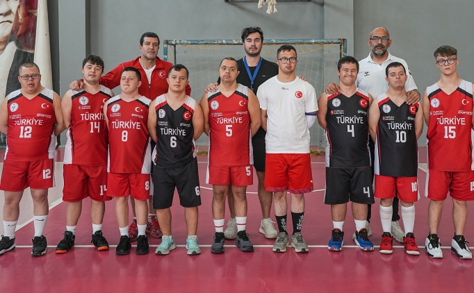 Down Sendromlular Basketbol Milli Tak�m�'nda hedef �talya'da alt�n!