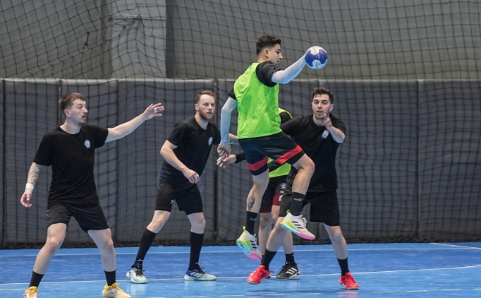 Nil�fer Belediyespor Erkek Hentbol Tak�m�'n�n hedefi T�rkiye Kupas�'n� kazanmak