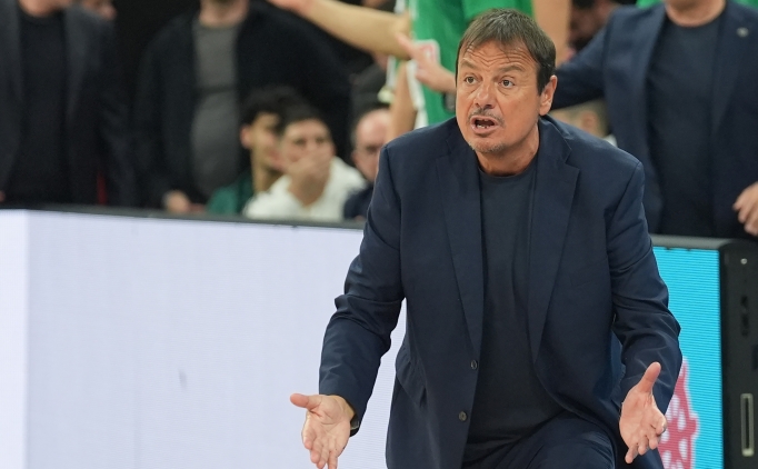 Ergin Ataman, bas�n toplant�s�na ��kmad�
