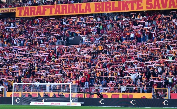 Galatasaray'da sat��a sunulan kombineler bitti!