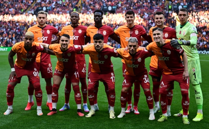 Galatasaray kupa ma�� kamp kadrosunu a��klad�