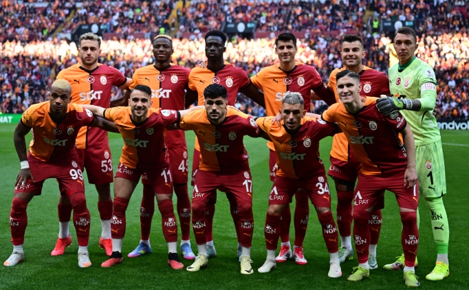 Galatasaray'da sakatl�k: Eren Elmal�