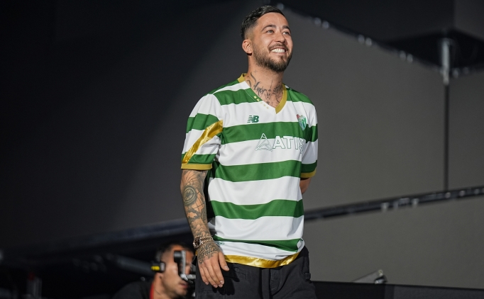 DJ Mahmut Orhan, Bursaspor �ampiyonluk kutlamas�nda!