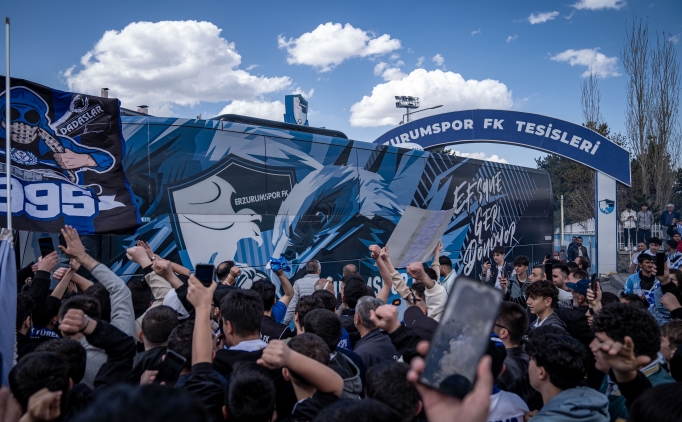 Erzurumspor FK, �mraniyespor ma��na taraftarlar�n deste�iyle gitti
