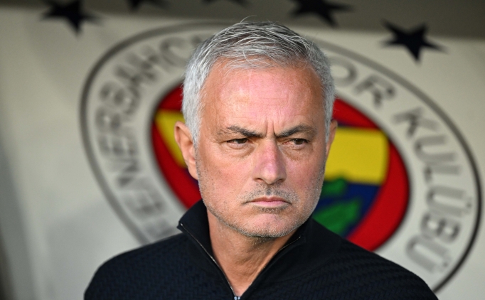 Jose Mourinho derbi kazanamad�!