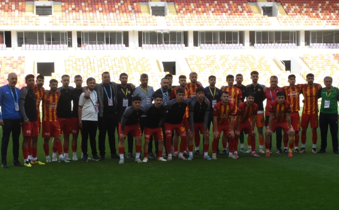 Yeni Malatyaspor, 10 y�l sonra TFF 2. Lig'e d��t�