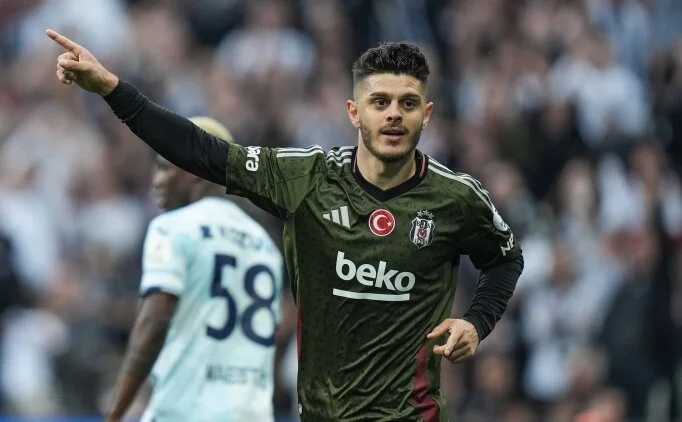 Rashica, 9 ma�l�k suskunlu�unu sonland�rd�!