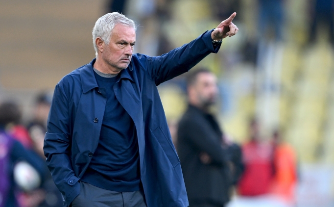 Benfica a��klad�: Fenerbah�e ile g�r��meler durdu!