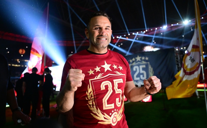 Okan Buruk'tan canl� yay�nda transfer a��klamas�!