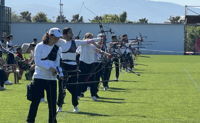 Okul Sporlar� T�rkiye Ok�uluk �ampiyonas� Samsun'da ba�lad�