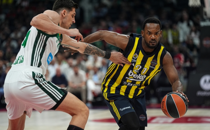 Dyshawn Pierre: 'Umar�m �ampiyonluk sevinci ya�ataca��z'