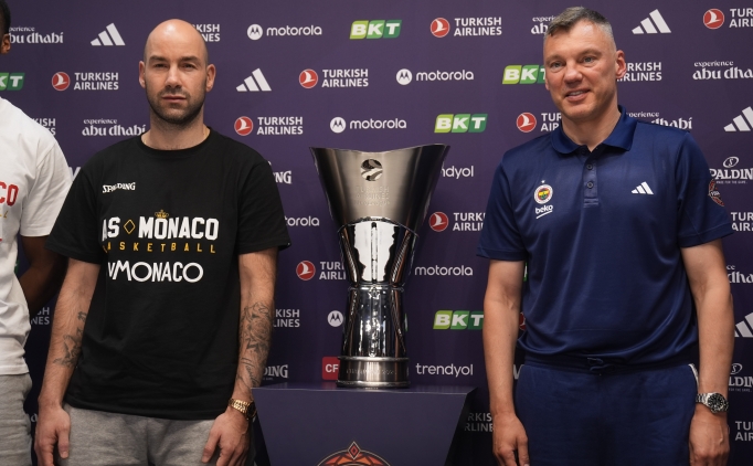 Eski dostlardan biri tarihe ge�ecek