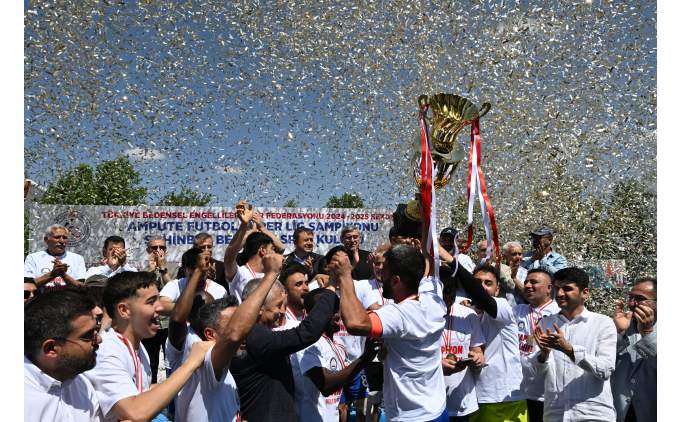 �ahinbey Belediyesi, Ampute Futbol Ligi'nde mutlu sona ula�t�