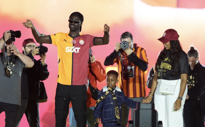 Davinson Sanchez'e Kolombiya'dan b�y�k �vg�!