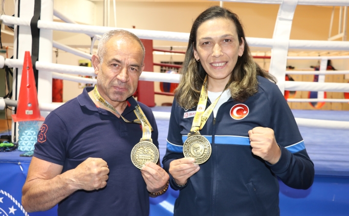 �ampiyon boks�r Elif G�neri, '�rnek' olmak istiyor