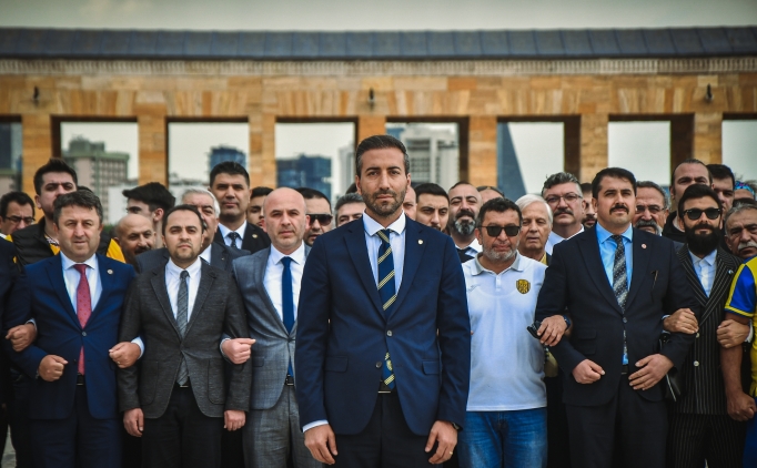 Ankaragc'nn yeni ynetimi Antkabir'i ziyaret etti