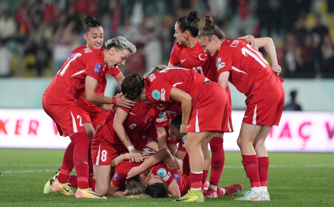 A Milli Kad�n Futbol Tak�m�, Yunanistan ile kar��la�acak