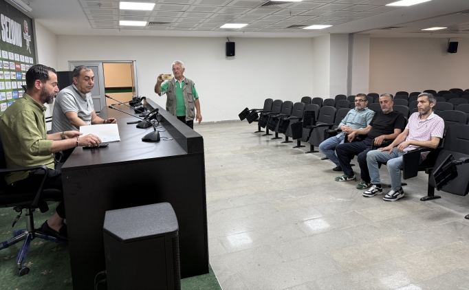 Sakaryaspor'un ola�an�st� se�imli genel kurulu ertelendi