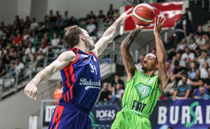 Bah�e�ehir Koleji ad�n� yar� finale yazd�rd�!