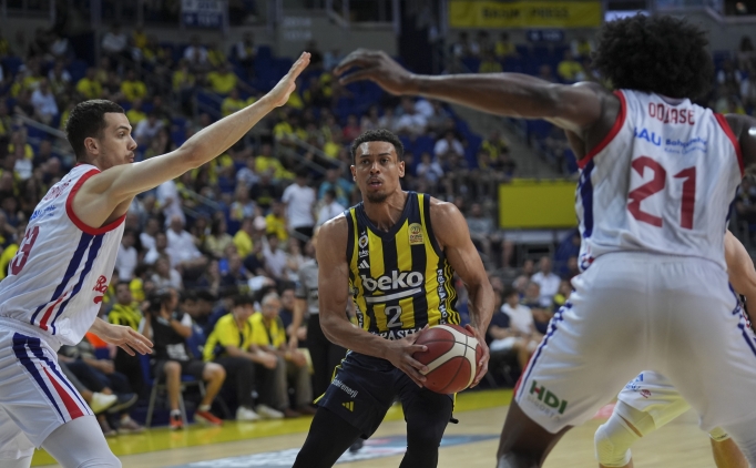 Fenerbah�e Beko, yar� final serisine galibiyetle ba�lad�