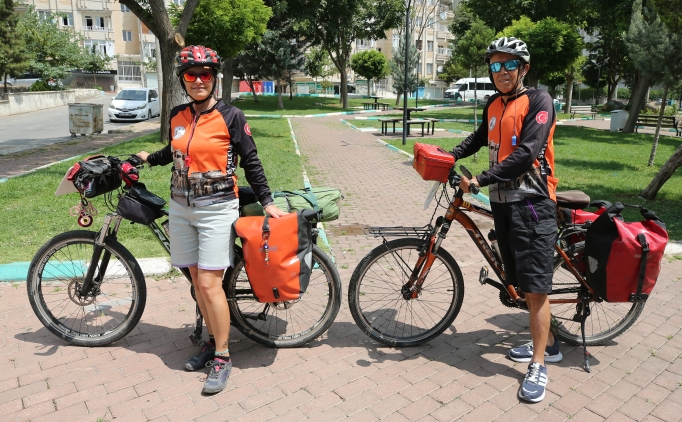 Bisikletle 65 ehri gezen ift, 81 ili tamamlamak istiyor