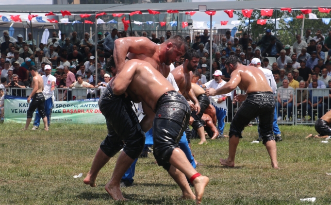 Edirneli pehlivanlar K�rkp�nar'a madalya hedefiyle haz�rlan�yor