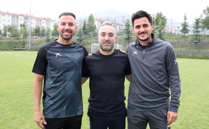 TFF'nin ilk defa uygulad��� kursla e�itim alan futbolcular, Paland�ken'de antren�rl��e haz�rlan�yor