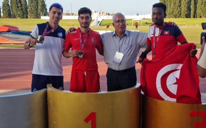 Milli para atlet Mehmet E�ilmez, Tunus'ta alt�n madalya kazand�