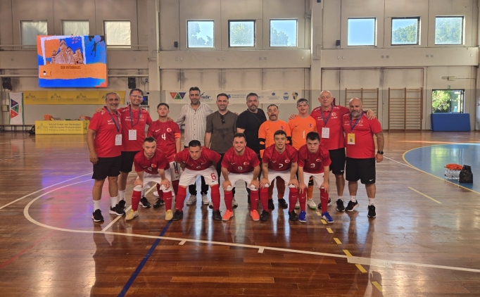 Down Sendromlular Futsal Milli Tak�m�, Avrupa �ampiyonas�'nda finale y�kseldi