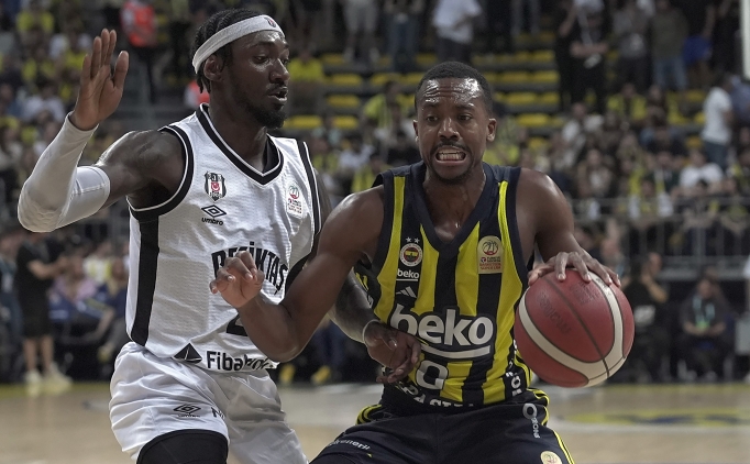 Fenerbah�e Beko, Be�ikta� Fibabanka kar��s�nda 2-0 �ne ge�ti!