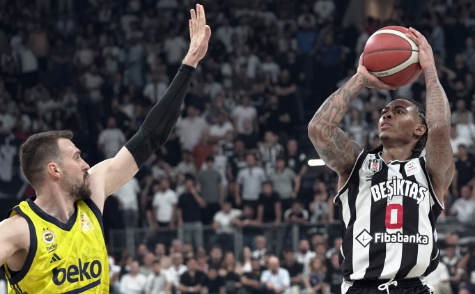 Basketbol S�per Ligi final serisinde s�ra d�rd�nc� ma�ta