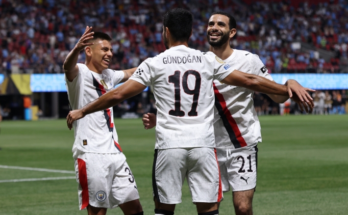 �lkay G�ndo�an, Al Ain ma��na damga vurdu!