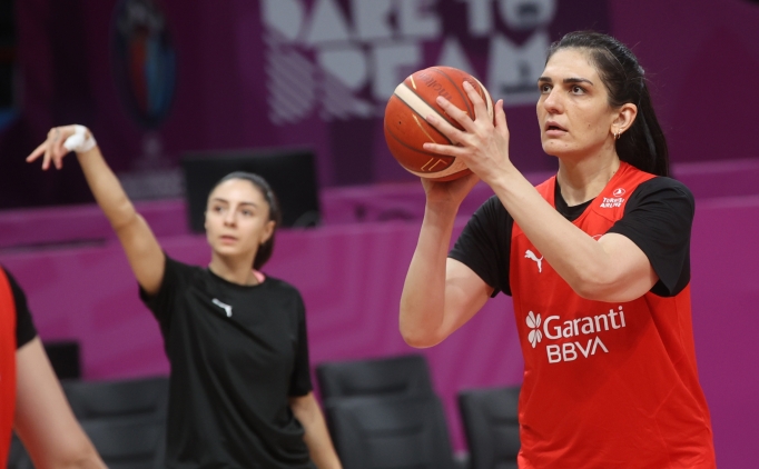 A Milli Kadn Basketbol Takm'nn Almanya ma hazrlklar sryor