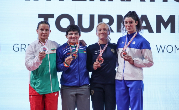 Kocaeli'de d�zenlenen g�re� turnuvas�nda 2. g�n m�sabakalar� sona erdi