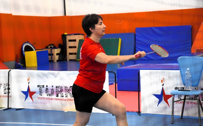 'Madalya avcs' milli para badmintoncu, gzn Avrupa ampiyonluuna dikti