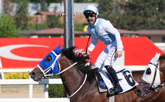 Gazi Ko�usu'nda kazanan Cutha!