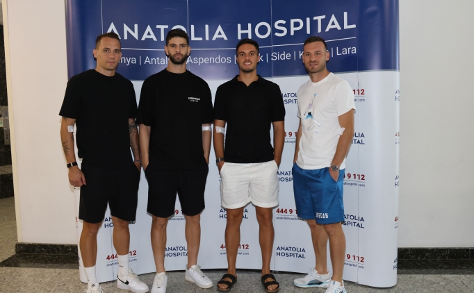 Alanyaspor'da teknik heyet ve futbolcular sa�l�k kontrol�nden ge�ti