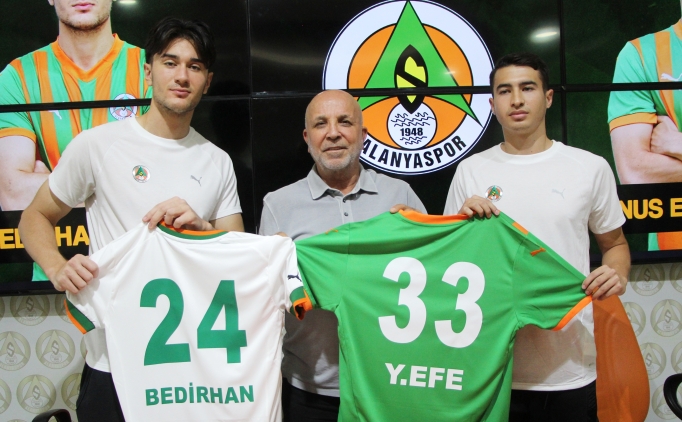 Alanyaspor, kadrosuna katt��� 2 gen� futbolcu ile s�zle�me imzalad�
