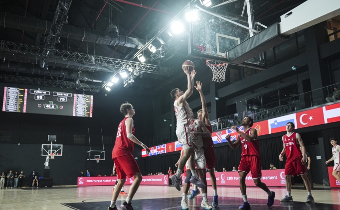 28. Uluslararas� Turgut Atakol Basketbol Turnuvas�'nda �ampiyon olduk!