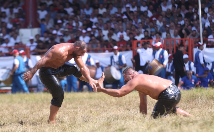 664. Tarihi K�rkp�nar Ya�l� G�re�leri'nde finalin ad� Orhan Okulu - Feyzullah Akt�rk! 