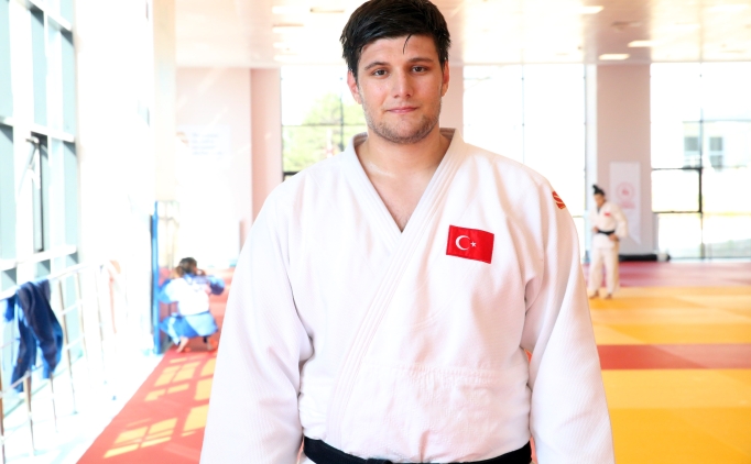 Milli judocu �brahim Tataro�lu, babas�n�n ba�ar�lar�n� yukar�ya ta��mak istiyor