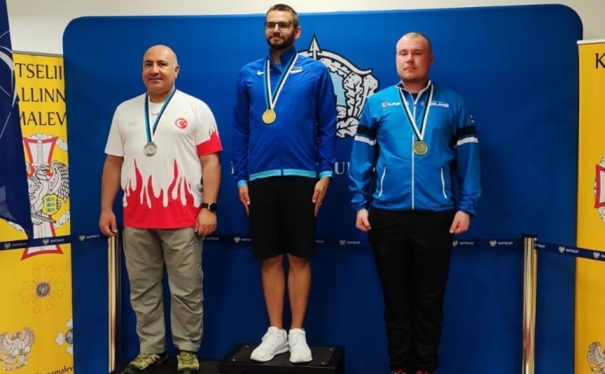 Milli at�c� Murat K�l��, Avrupa Kupas�'nda g�m�� madalya kazand�