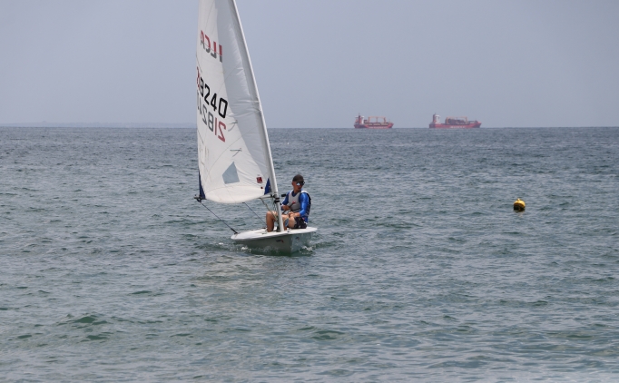 Milli yelkenci Kutsal G�ne� Kurnaz'�n hedefi d�nya �ampiyonas�nda k�rs�